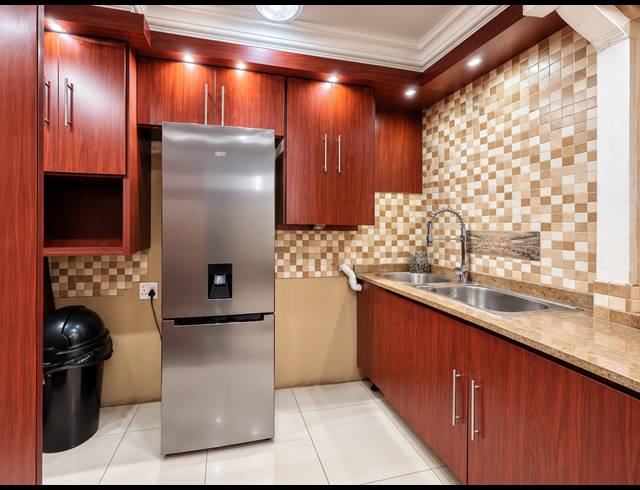 2 BEDROOM TOWNHOUSE FOR SALE IN THREE RIVERS